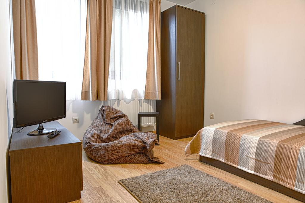 Pepi Guest House Veliko Turnovo Ruang foto